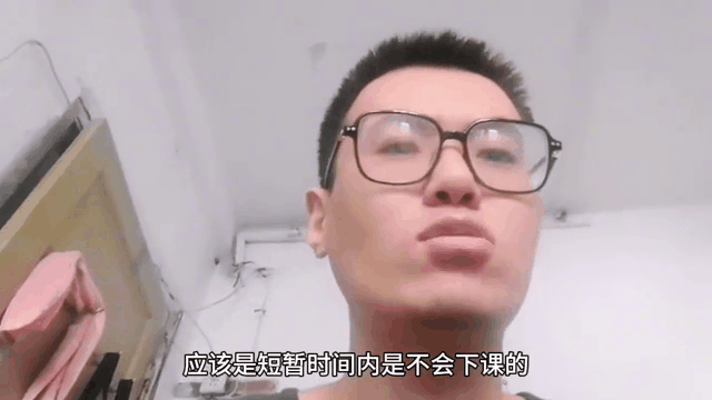 沙尔克连续惨败，危机四伏！主帅下课成定局？的简单介绍