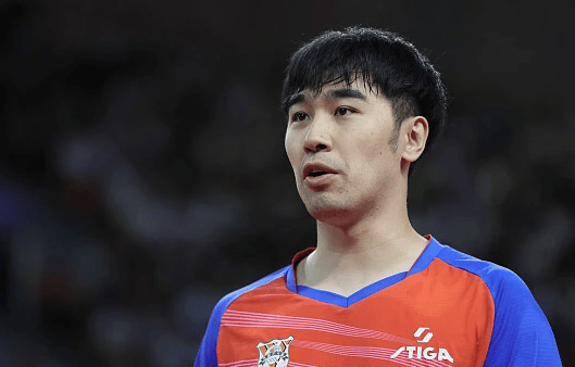 科维托娃迎来五赛季高光表现，巴黎圣日耳曼球迷沸腾！