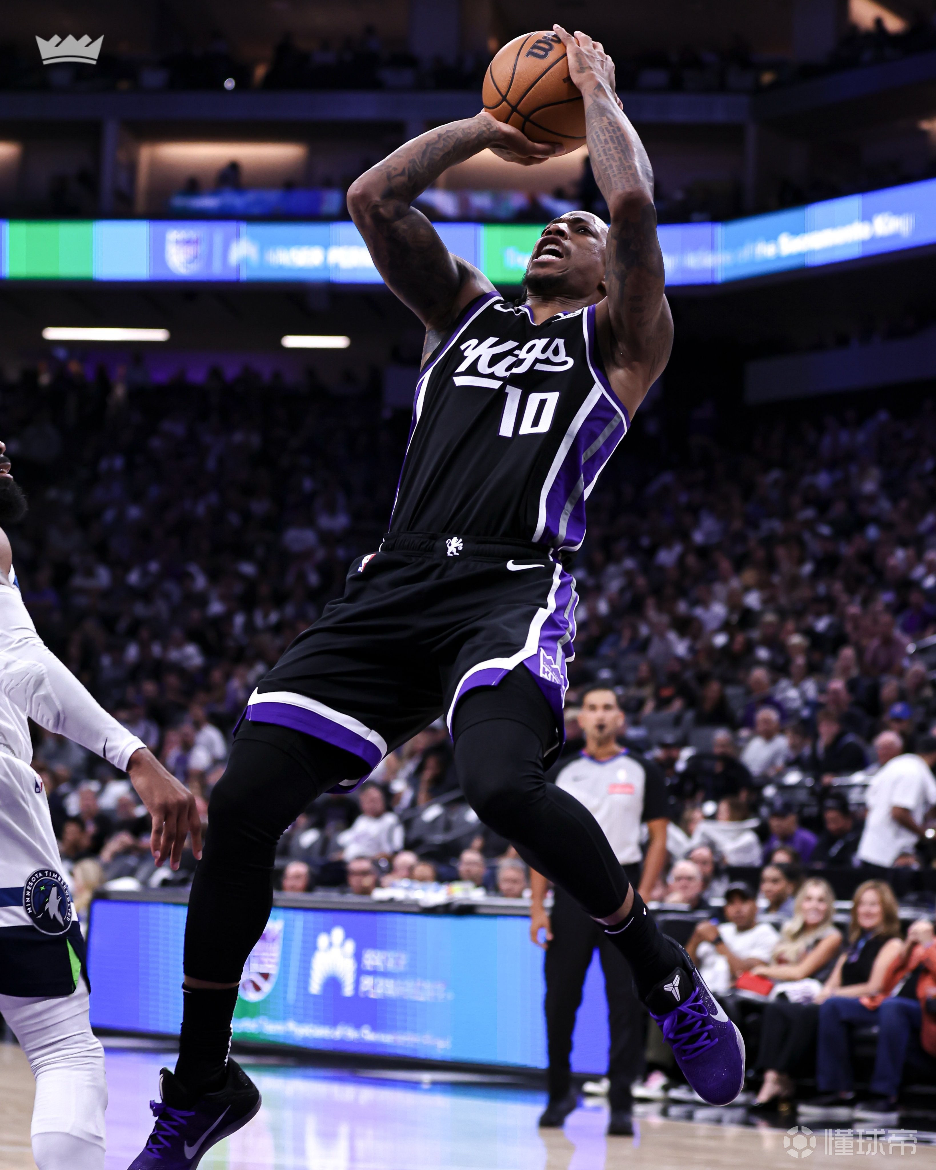 德罗巴迎来二十赛季高光表现,加拿大队球迷沸腾! 德罗巴迎来二十赛季高光表现,加拿大队球迷沸腾!